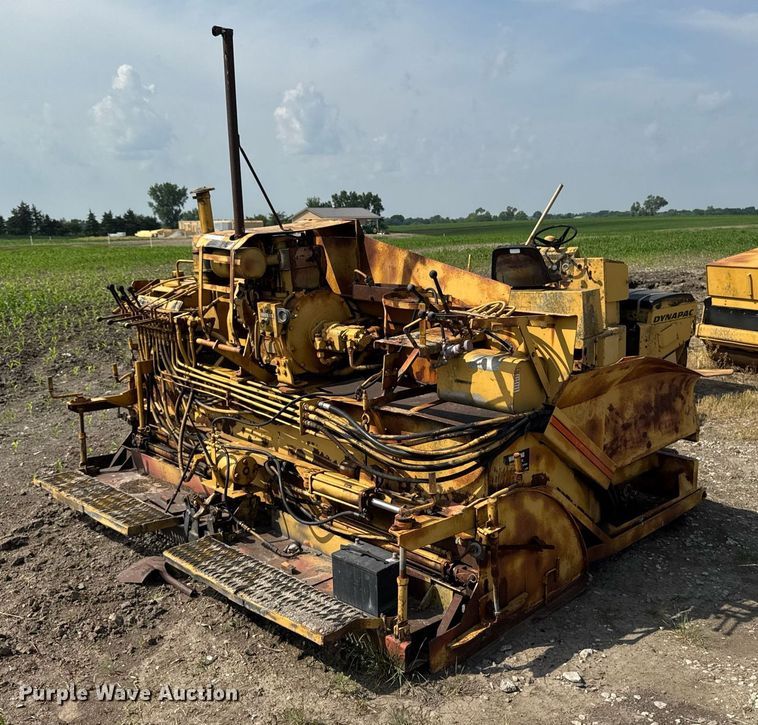 image for item EM2044 Leeboy L900 paver