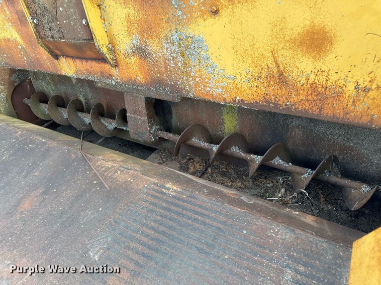 image for item EM2044 Leeboy L900 paver