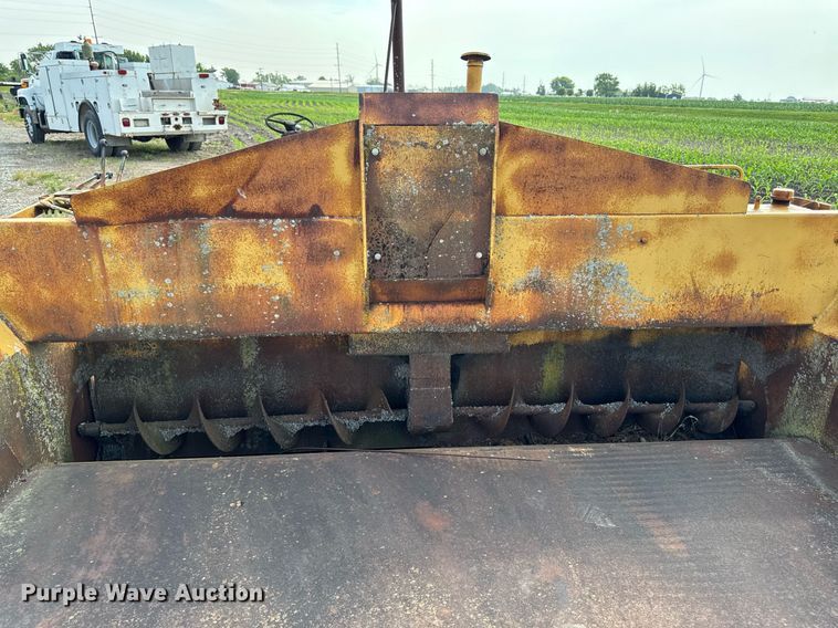 image for item EM2044 Leeboy L900 paver