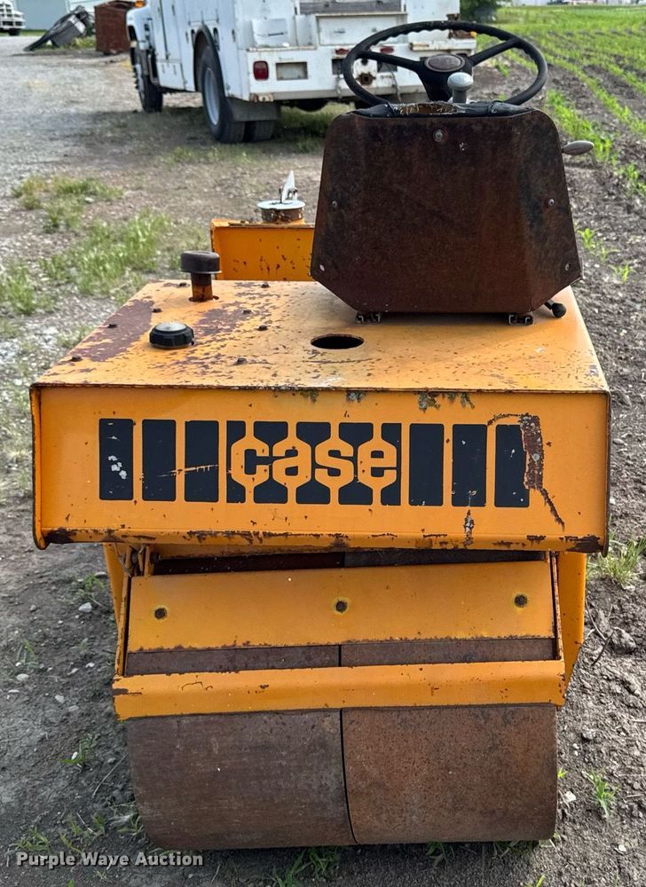 image for item EM2045 Case 110 double drum roller