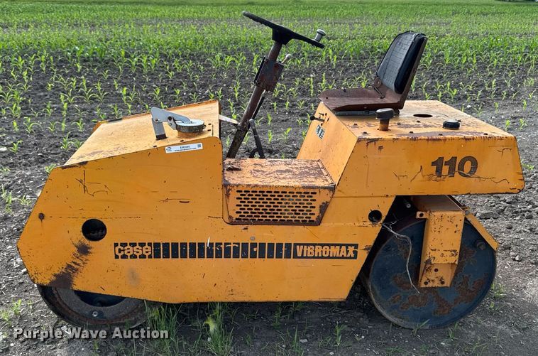 image for item EM2045 Case 110 double drum roller