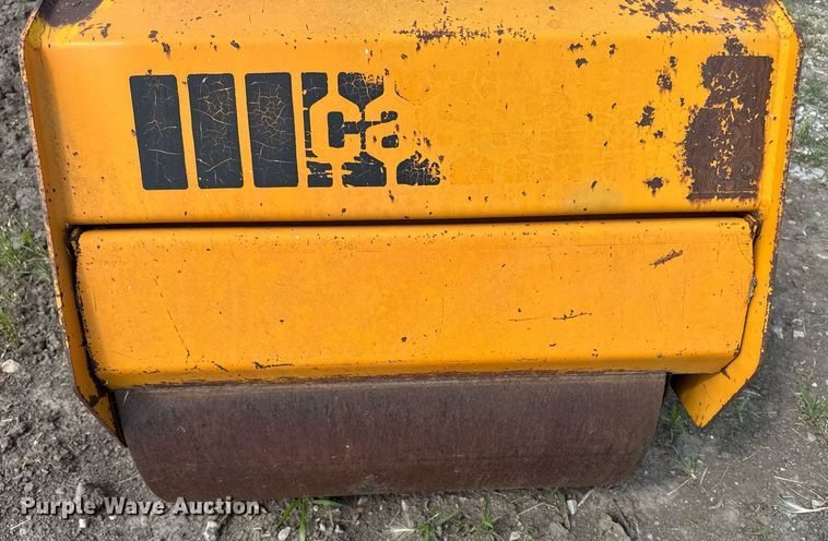 image for item EM2045 Case 110 double drum roller