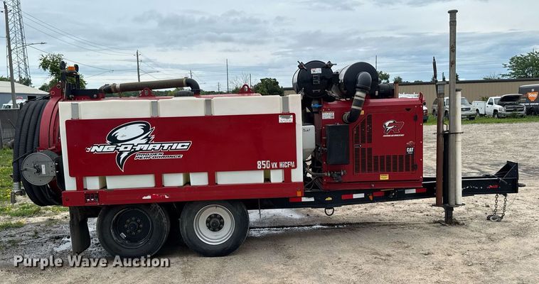 image for item EM2054 2021 Ring-O-Matic 850 HI CFM vacuum excavator