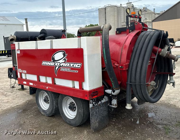 image for item EM2054 2021 Ring-O-Matic 850 HI CFM vacuum excavator