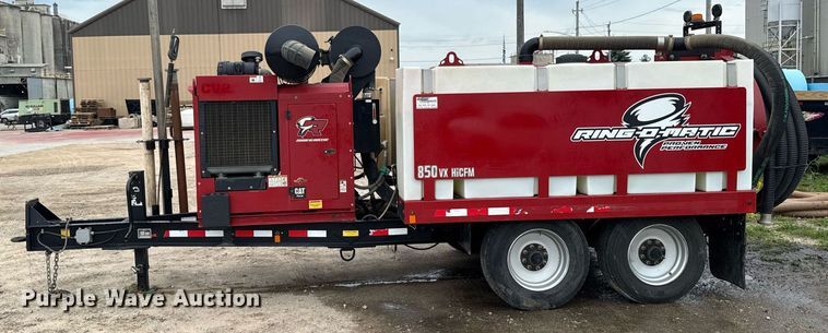 image for item EM2054 2021 Ring-O-Matic 850 HI CFM vacuum excavator