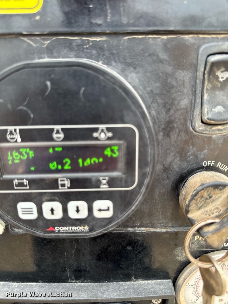 image for item EM2054 2021 Ring-O-Matic 850 HI CFM vacuum excavator