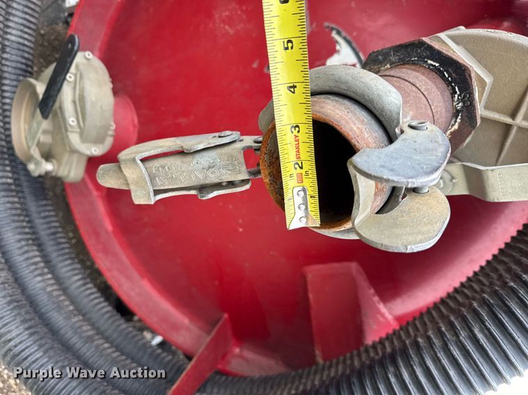 image for item EM2054 2021 Ring-O-Matic 850 HI CFM vacuum excavator