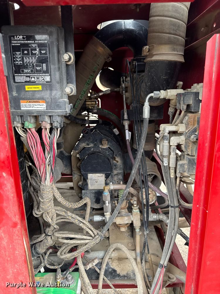 image for item EM2054 2021 Ring-O-Matic 850 HI CFM vacuum excavator