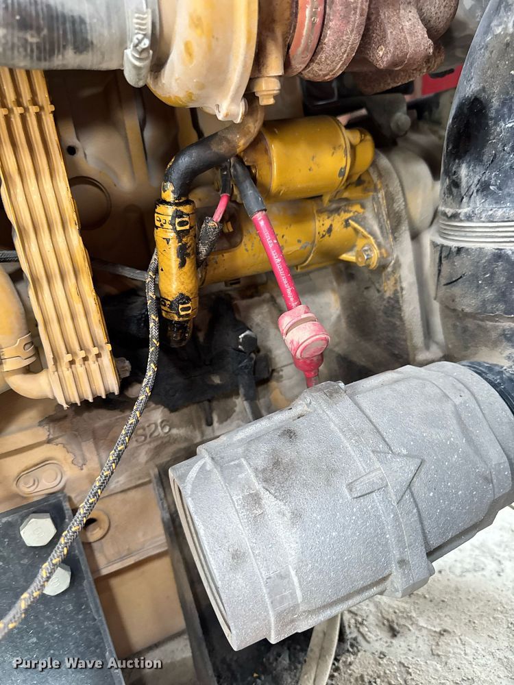 image for item EM2054 2021 Ring-O-Matic 850 HI CFM vacuum excavator