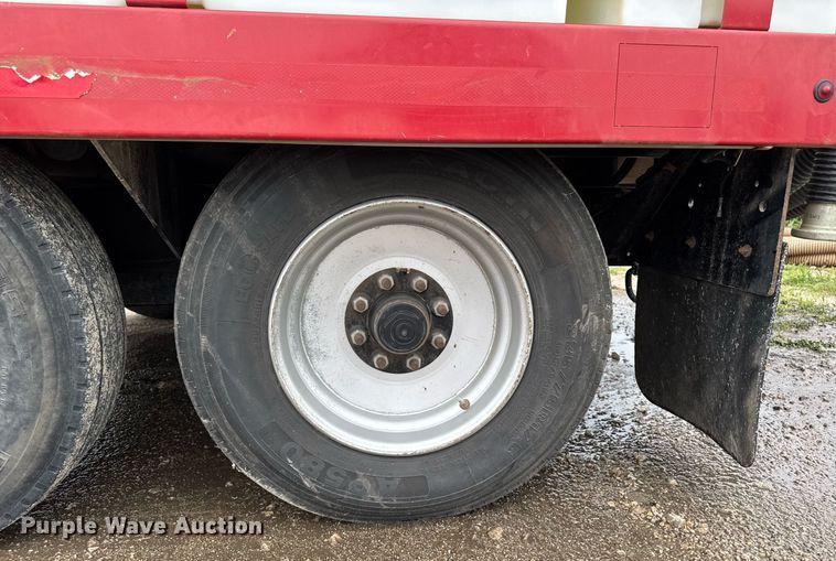 image for item EM2054 2021 Ring-O-Matic 850 HI CFM vacuum excavator