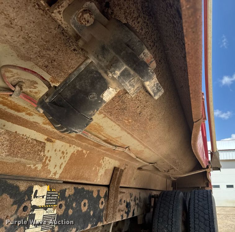 image for item EM2078 2007 Mack CV713 Granite dump truck