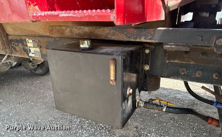 image for item EM2078 2007 Mack CV713 Granite dump truck