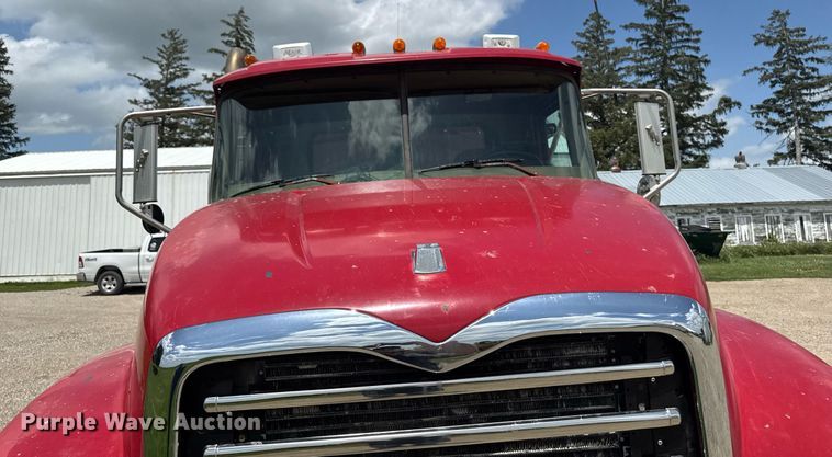 image for item EM2078 2007 Mack CV713 Granite dump truck