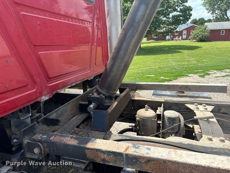 image for item EM2078 2007 Mack CV713 Granite dump truck