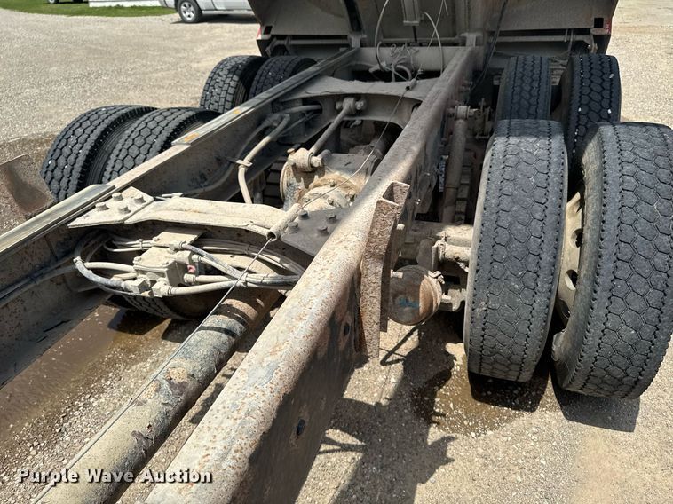 image for item EM2078 2007 Mack CV713 Granite dump truck