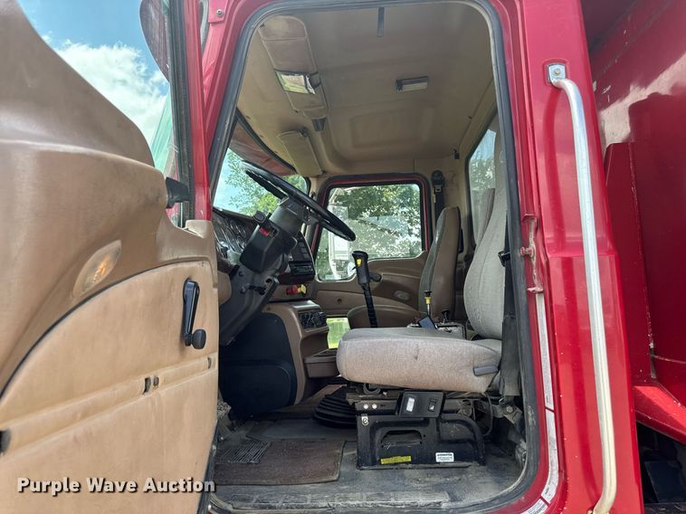 image for item EM2078 2007 Mack CV713 Granite dump truck