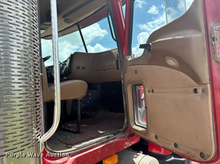 image for item EM2078 2007 Mack CV713 Granite dump truck