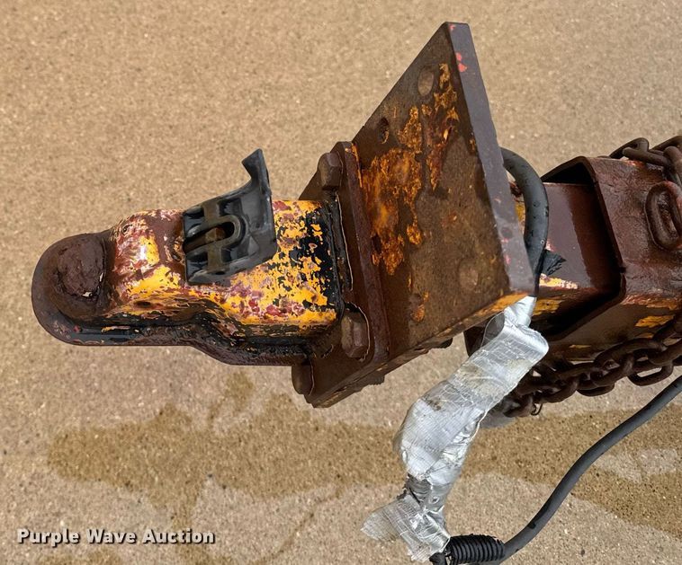 image for item EM2084 2016 Redi-haul tilt deck utility trailer