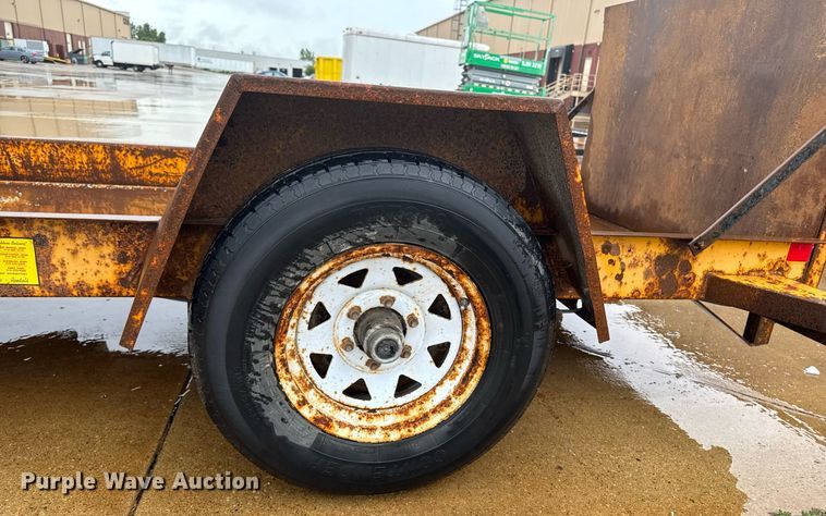 image for item EM2085 2016 Redi-haul tilt deck utility trailer