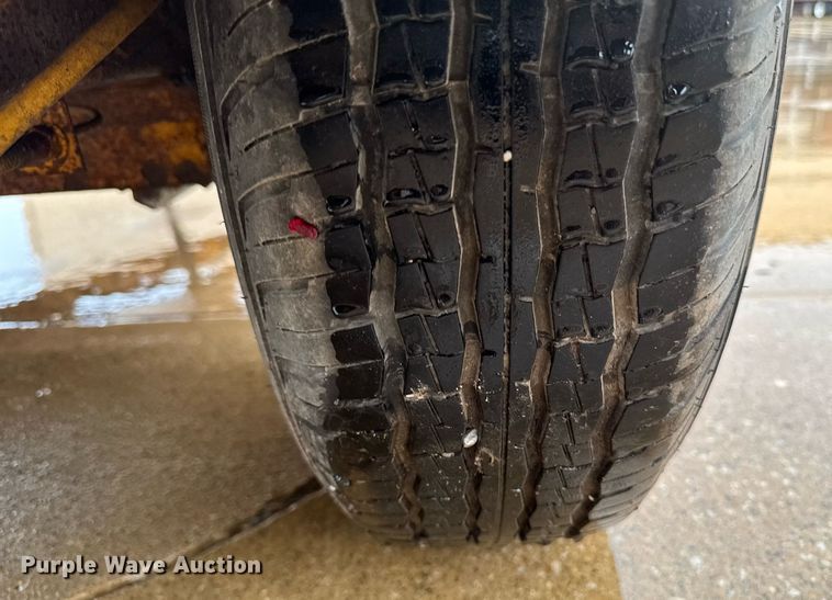 image for item EM2085 2016 Redi-haul tilt deck utility trailer