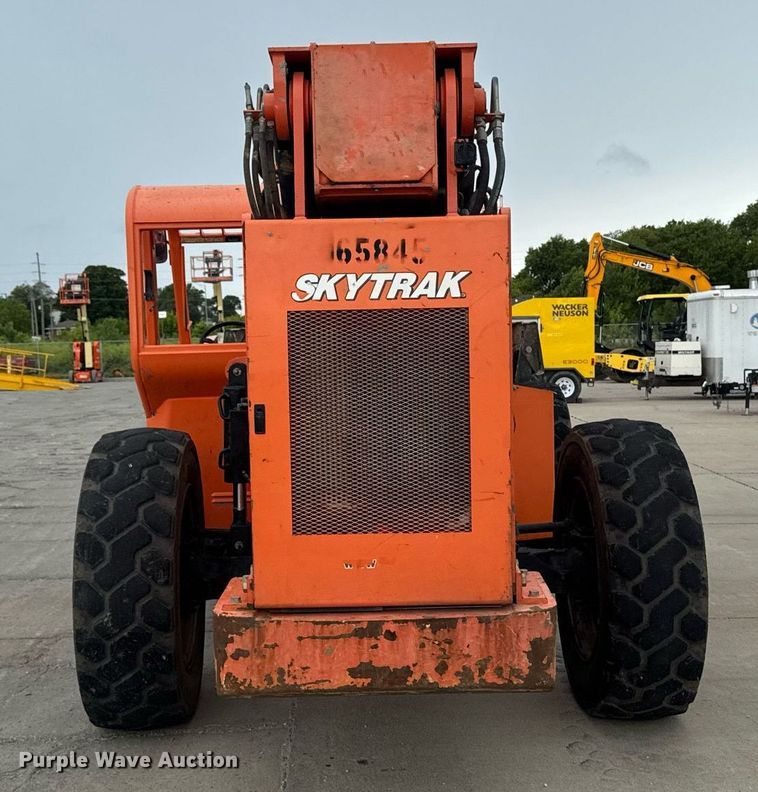 image for item EM2086 2015 JLG 10054 telehandler