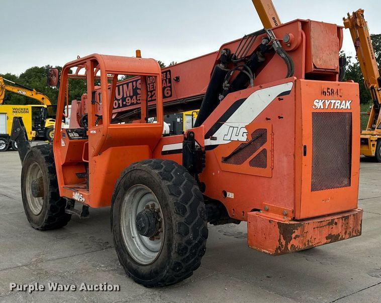 image for item EM2086 2015 JLG 10054 telehandler