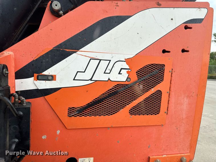 image for item EM2086 2015 JLG 10054 telehandler