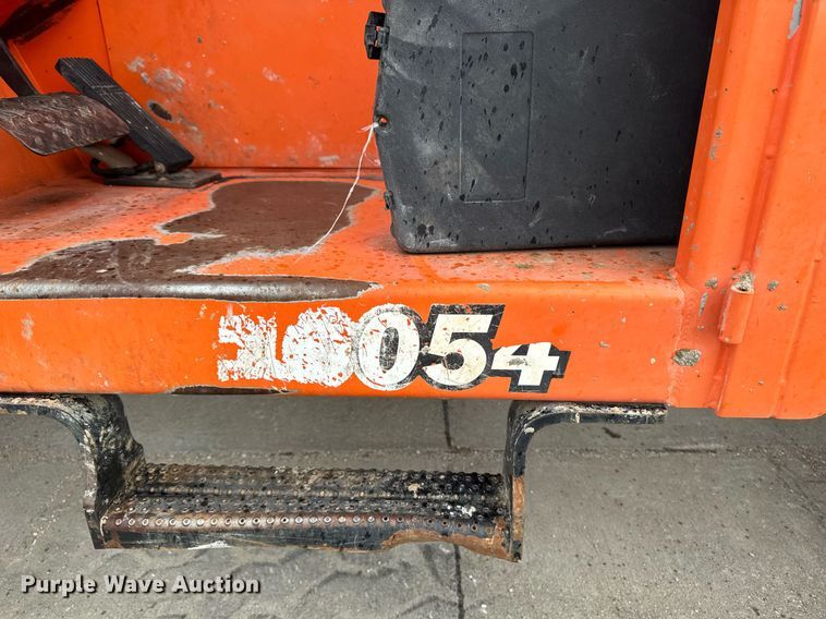 image for item EM2086 2015 JLG 10054 telehandler