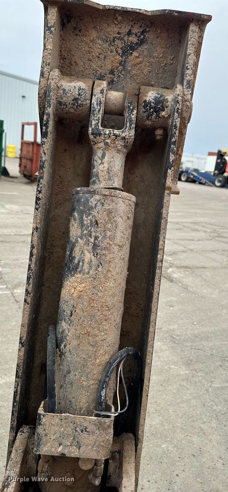 image for item EM2086 2015 JLG 10054 telehandler