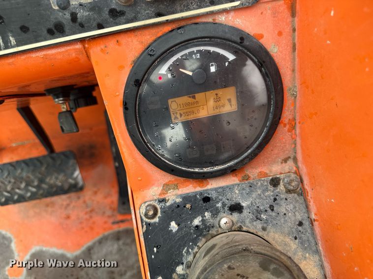 image for item EM2086 2015 JLG 10054 telehandler