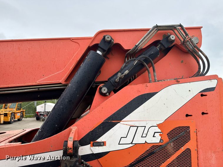 image for item EM2086 2015 JLG 10054 telehandler