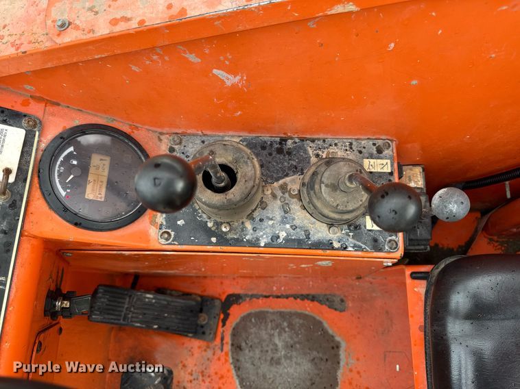 image for item EM2086 2015 JLG 10054 telehandler