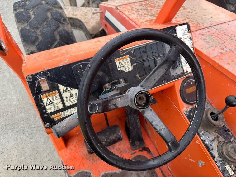 image for item EM2086 2015 JLG 10054 telehandler