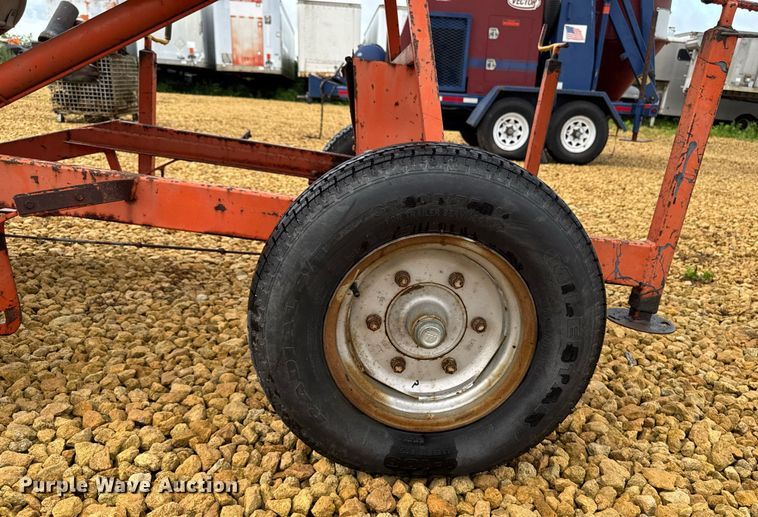 image for item EM2089 Bocker HD-36K construction lifts