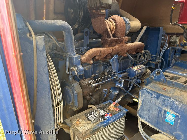 image for item EM2090 2001 Vector 07029 vacuum excavator