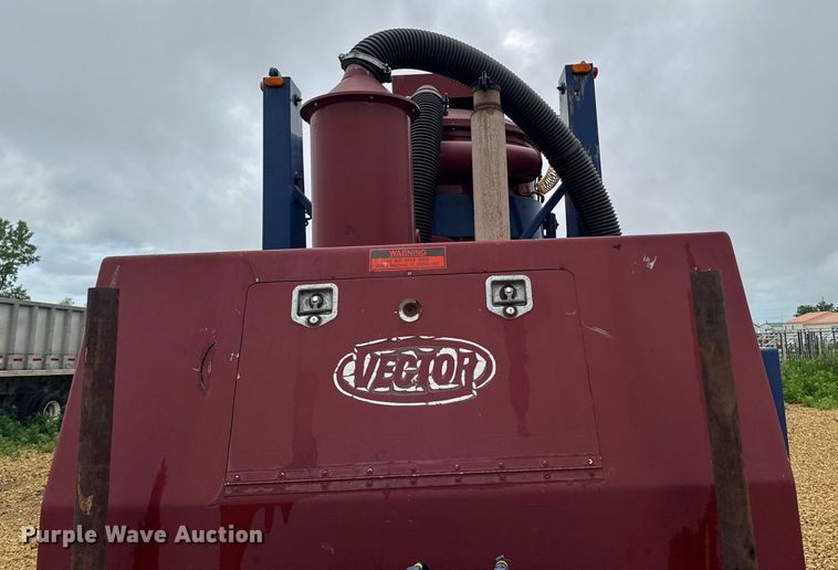 image for item EM2090 2001 Vector 07029 vacuum excavator