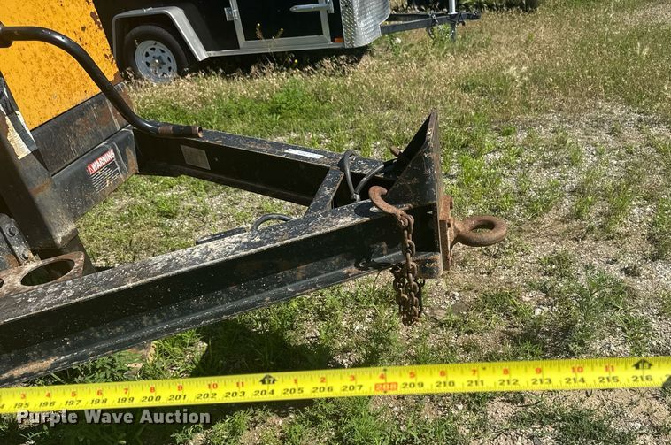 image for item EM2094 2001 Vermeer LP 555 SDT vacuum excavator