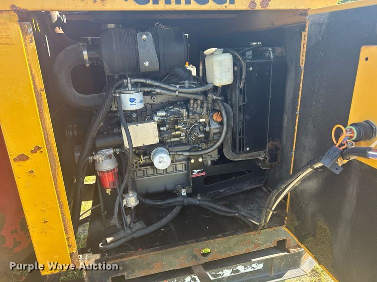 image for item EM2094 2001 Vermeer LP 555 SDT vacuum excavator