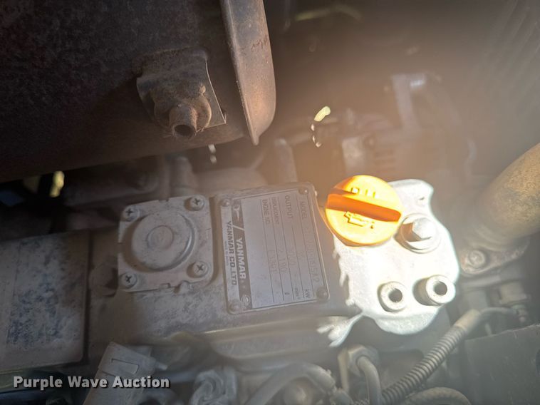 image for item EM2094 2001 Vermeer LP 555 SDT vacuum excavator