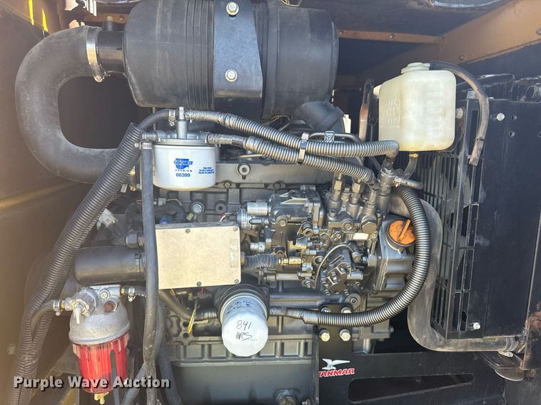 image for item EM2094 2001 Vermeer LP 555 SDT vacuum excavator