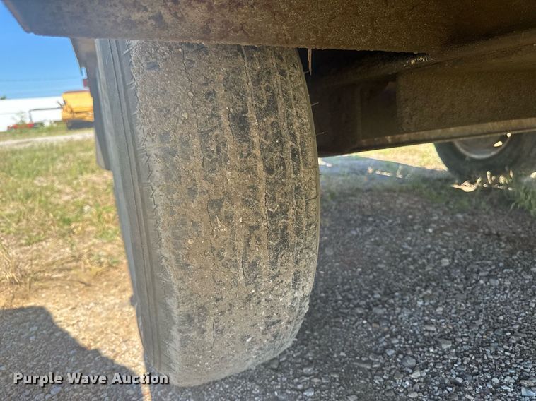 image for item EM2094 2001 Vermeer LP 555 SDT vacuum excavator