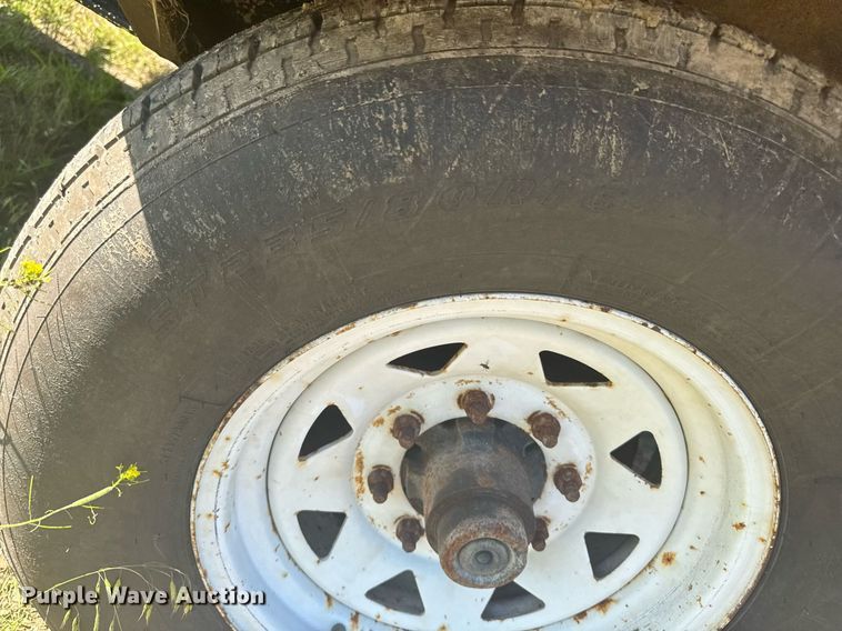 image for item EM2094 2001 Vermeer LP 555 SDT vacuum excavator