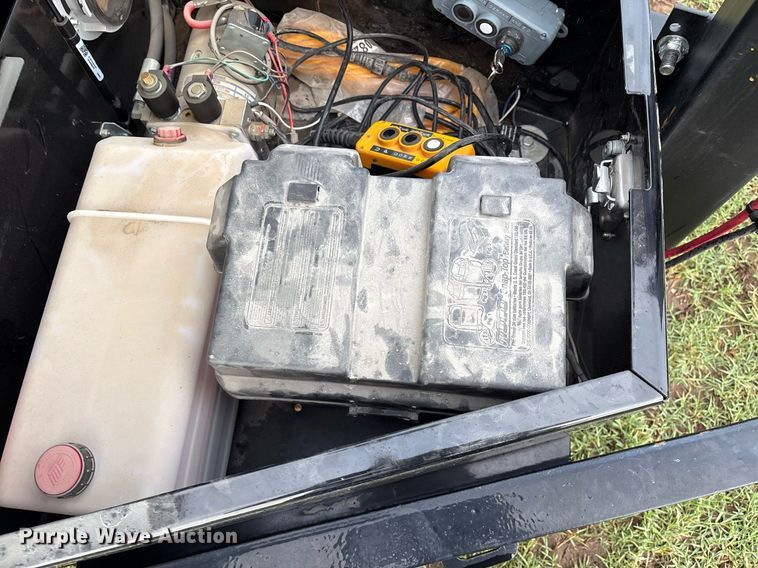 image for item EM2585 2023 Behnke Trailers dump trailer