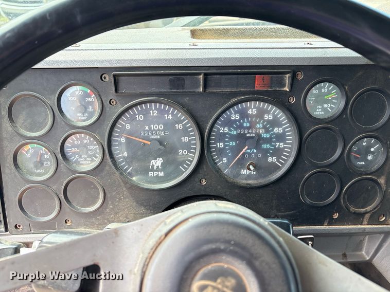 image for item EM2604 2000 Mack CH613 dump truck