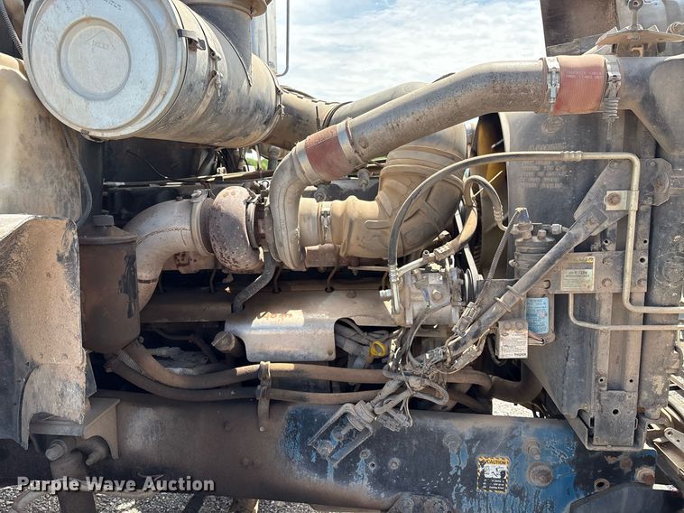 image for item EM2604 2000 Mack CH613 dump truck