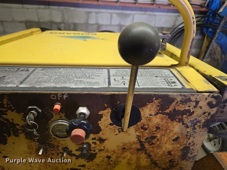 image for item EM6011 Terramite T5B backhoe