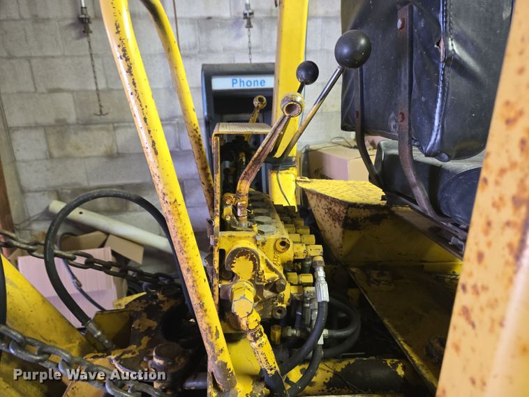 image for item EM6011 Terramite T5B backhoe