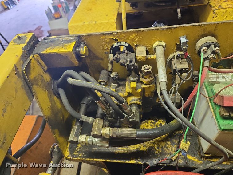 image for item EM6011 Terramite T5B backhoe