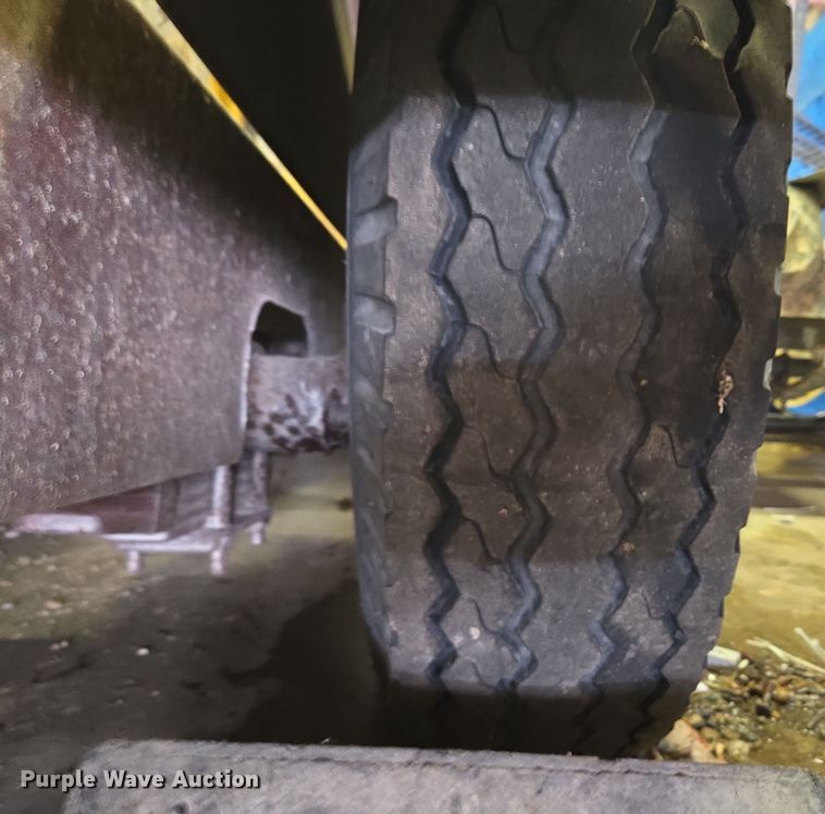 image for item EM6011 Terramite T5B backhoe