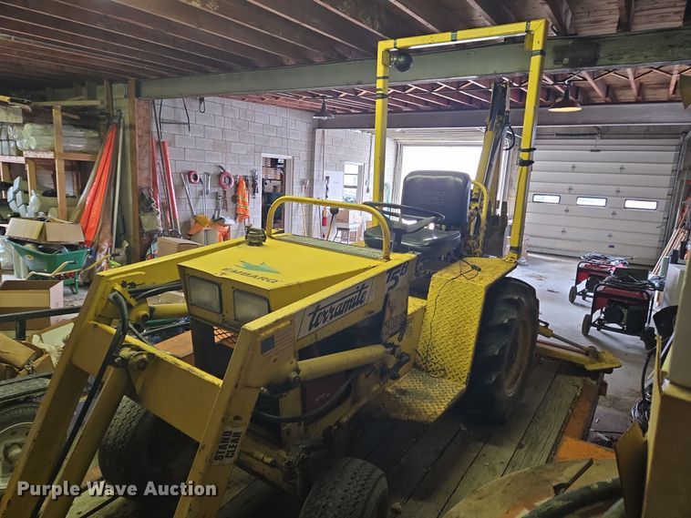 image for item EM6011 Terramite T5B backhoe